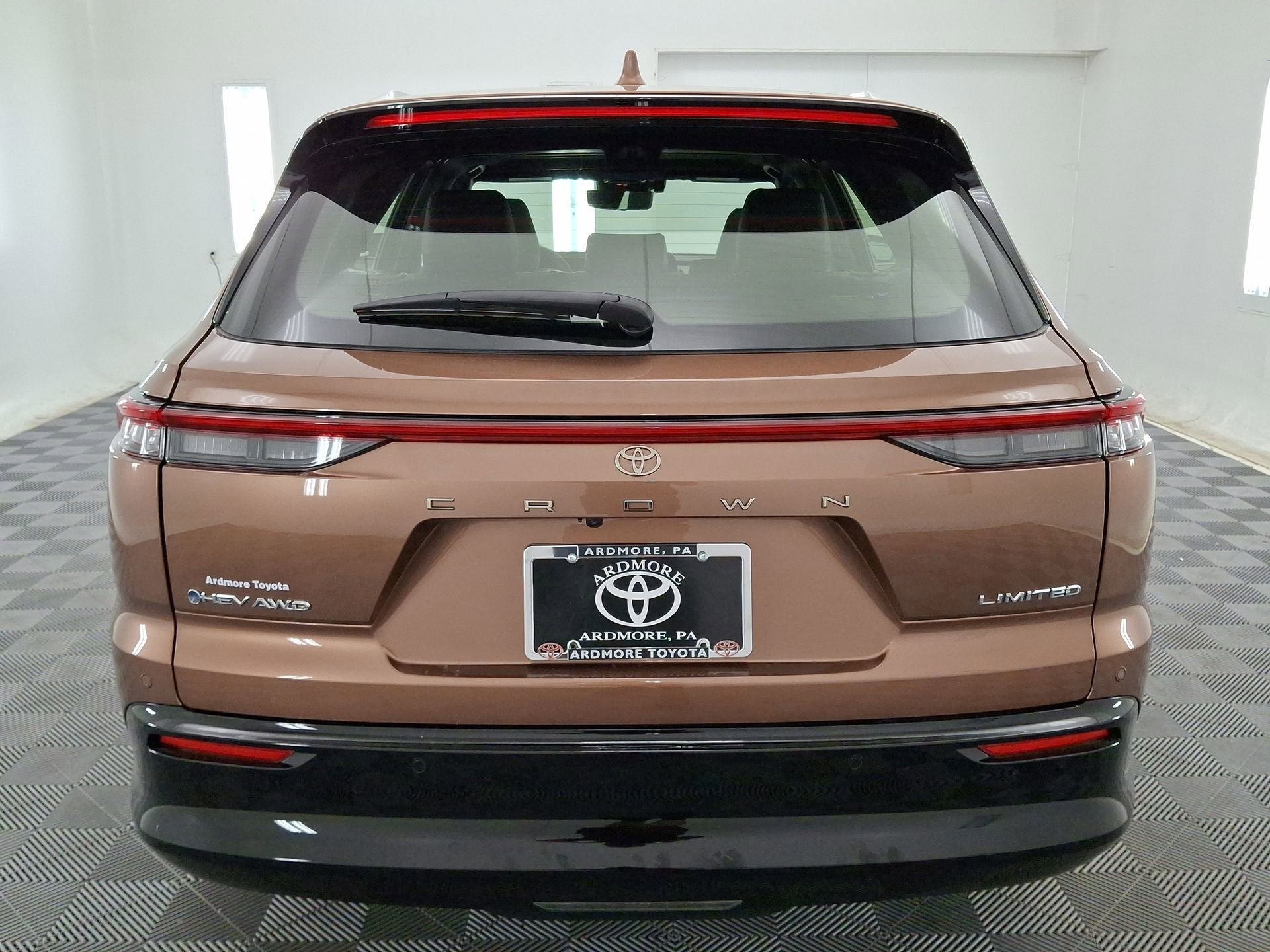 2025 Toyota Crown Signia Limited