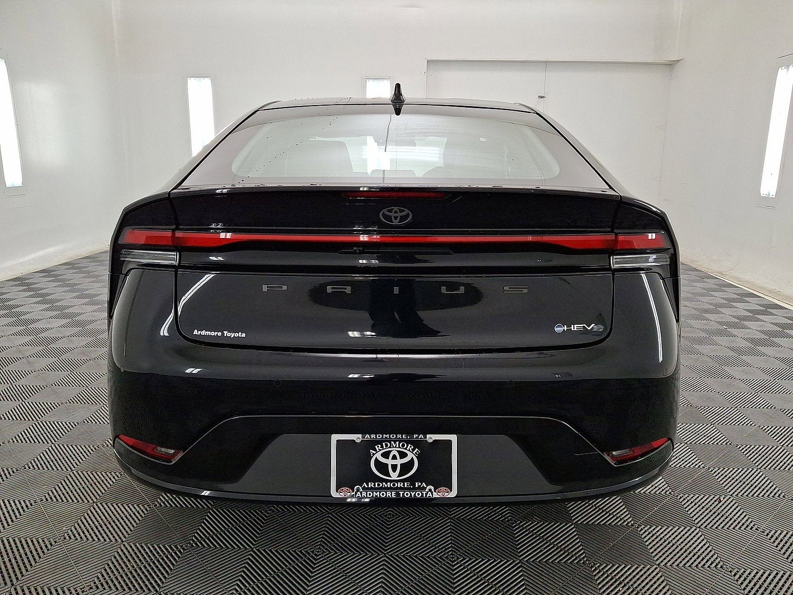 2025 Toyota Prius XLE