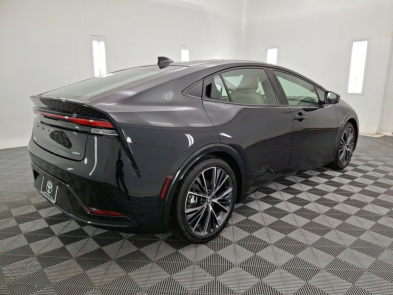 2025 Toyota Prius XLE