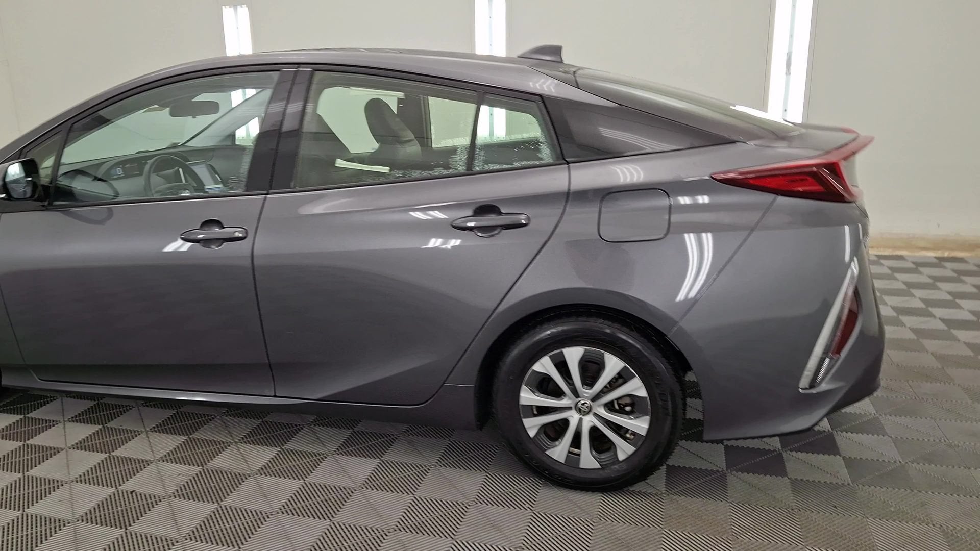 2020 Toyota Prius Prime LE