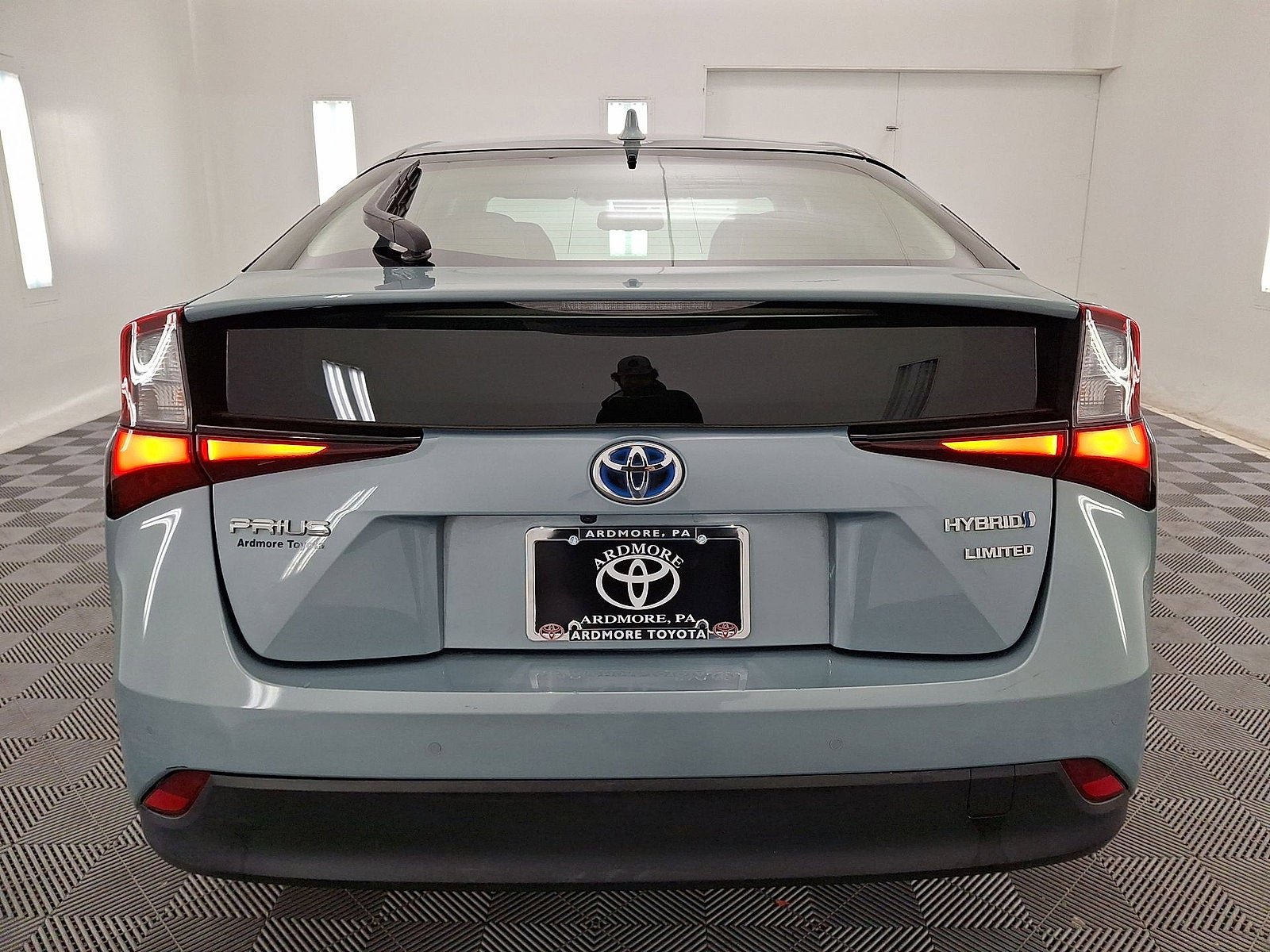 2019 Toyota Prius Limited