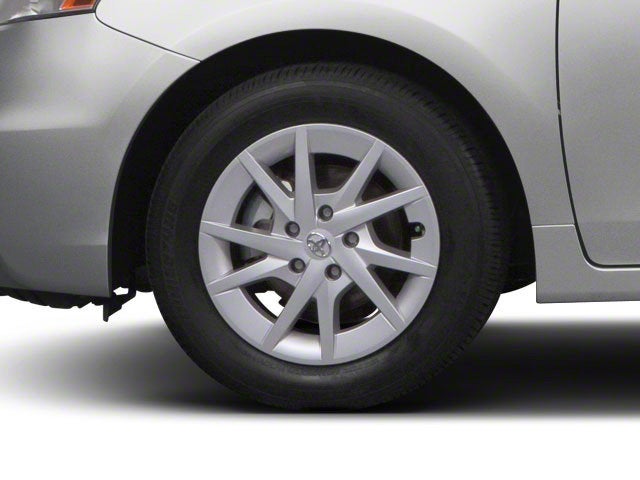 2013 Toyota Prius v Three