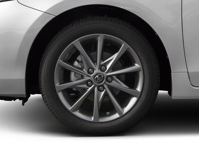 2017 Toyota Prius v Five