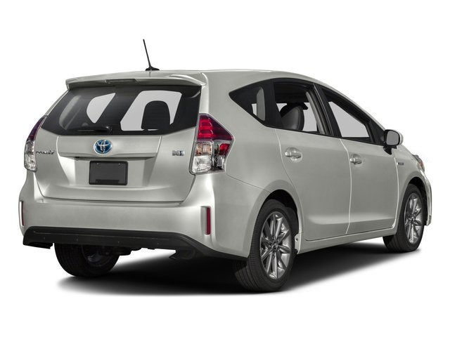 2017 Toyota Prius v Five