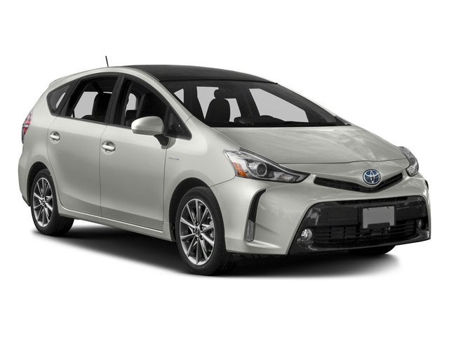 2017 Toyota Prius v Five