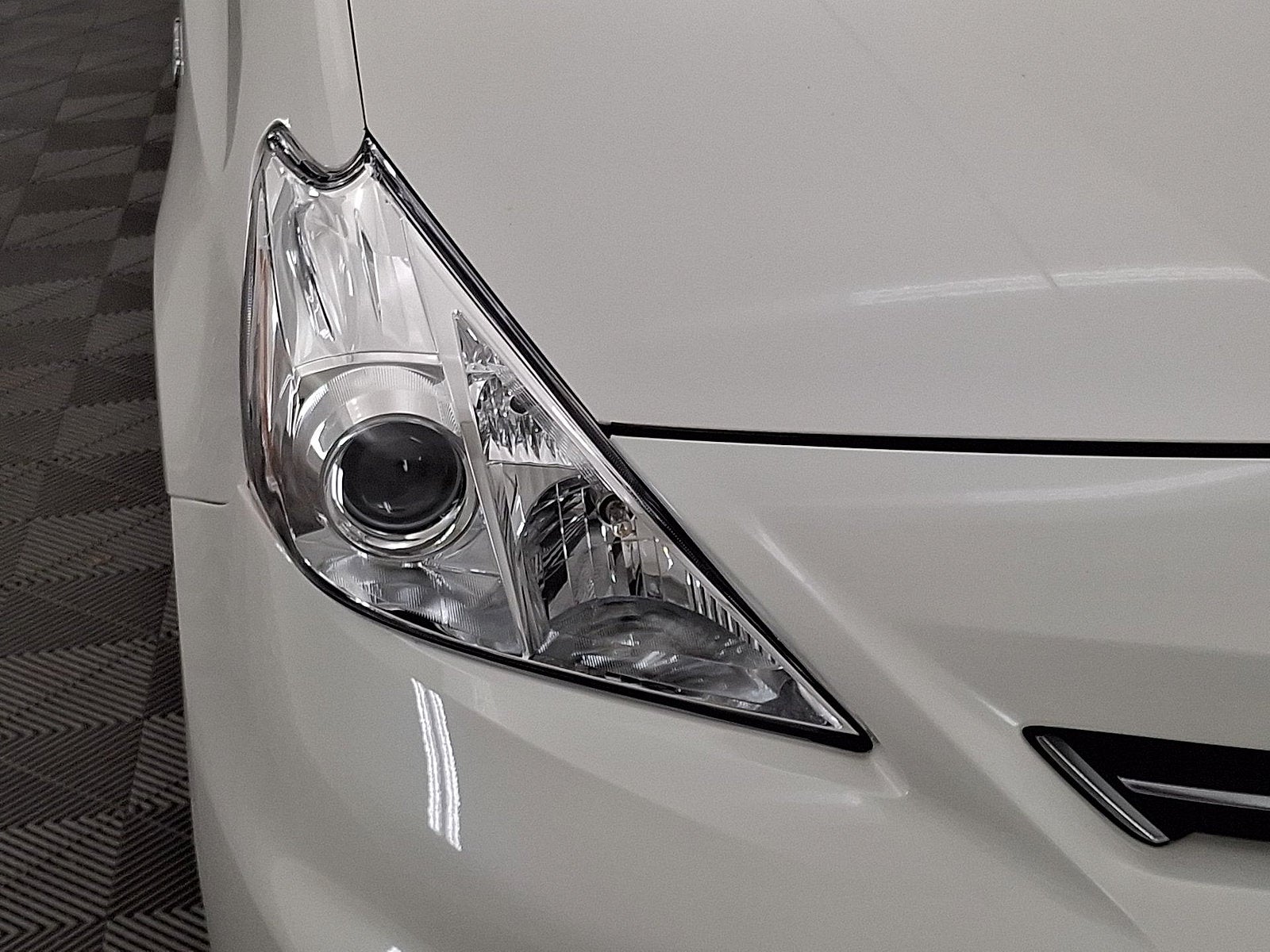 2013 Toyota Prius v Two