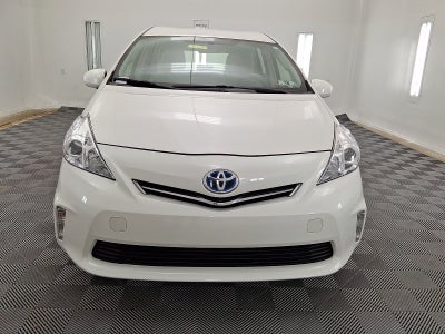 2013 Toyota Prius v Two