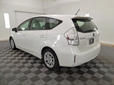 2013 Toyota Prius v Two