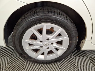 2013 Toyota Prius v Two