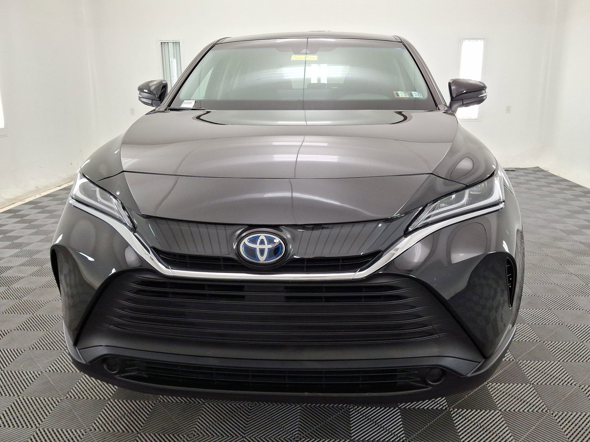 2023 Toyota Venza LE