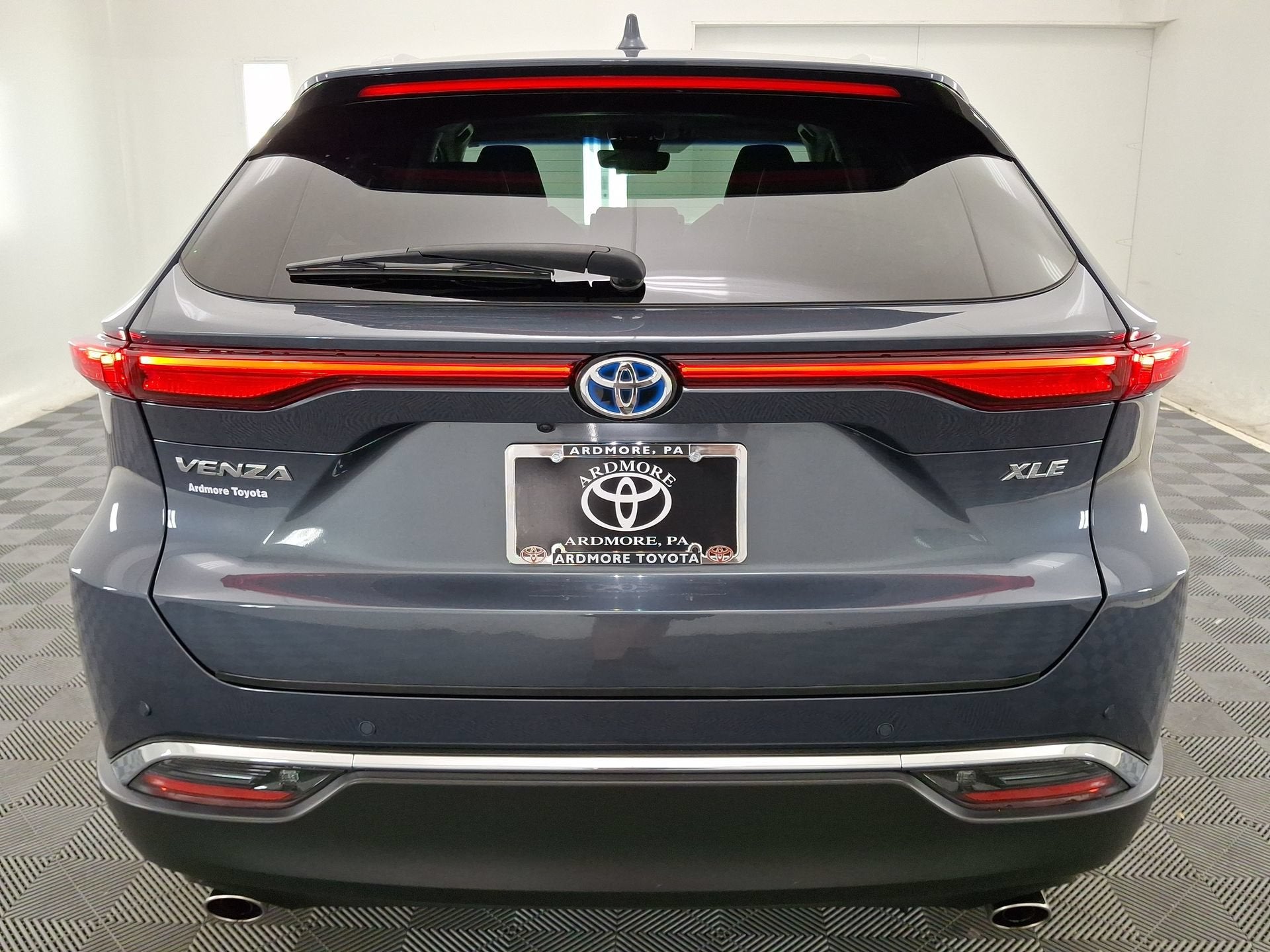 2023 Toyota Venza XLE