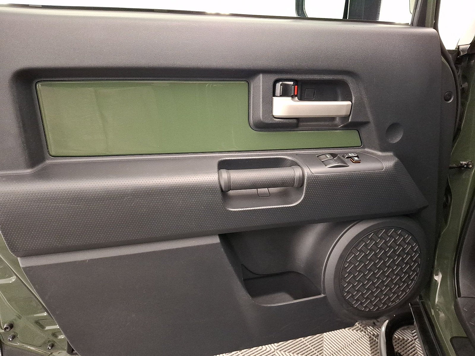 2011 Toyota FJ Cruiser Base