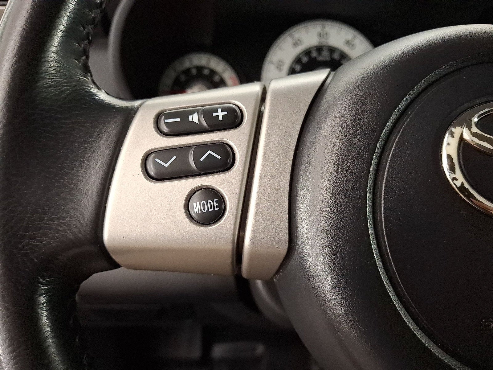 2011 Toyota FJ Cruiser Base