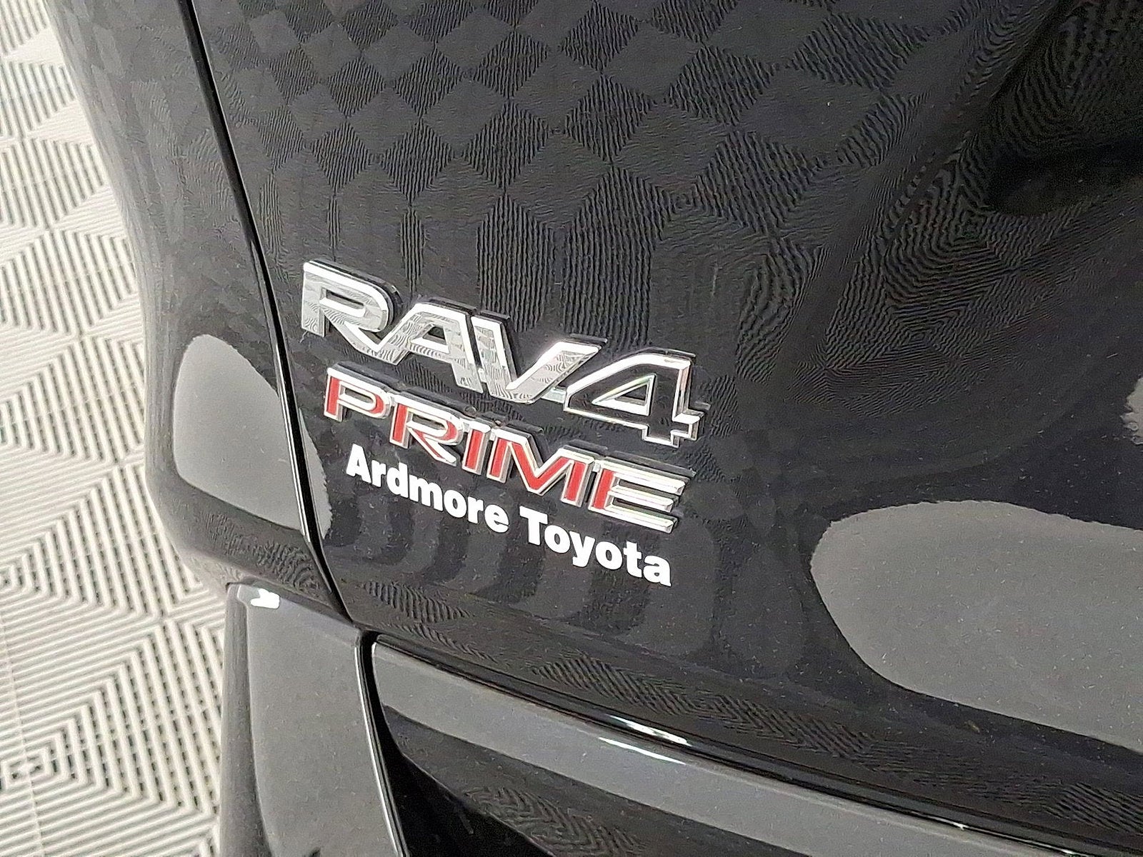 2024 Toyota RAV4 Prime SE