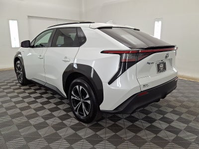 2025 Toyota bZ4X XLE