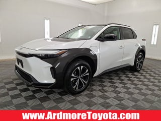 2025 Toyota bZ4X XLE