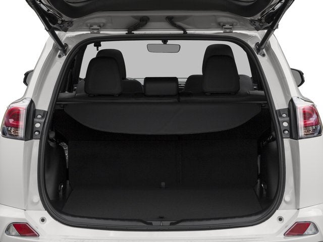 2017 Toyota RAV4 SE