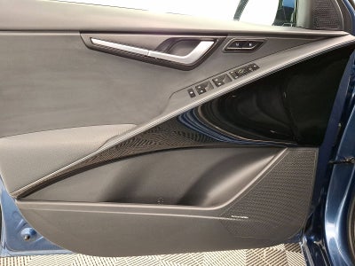 2023 Kia Niro Plug-In Hybrid SX Touring