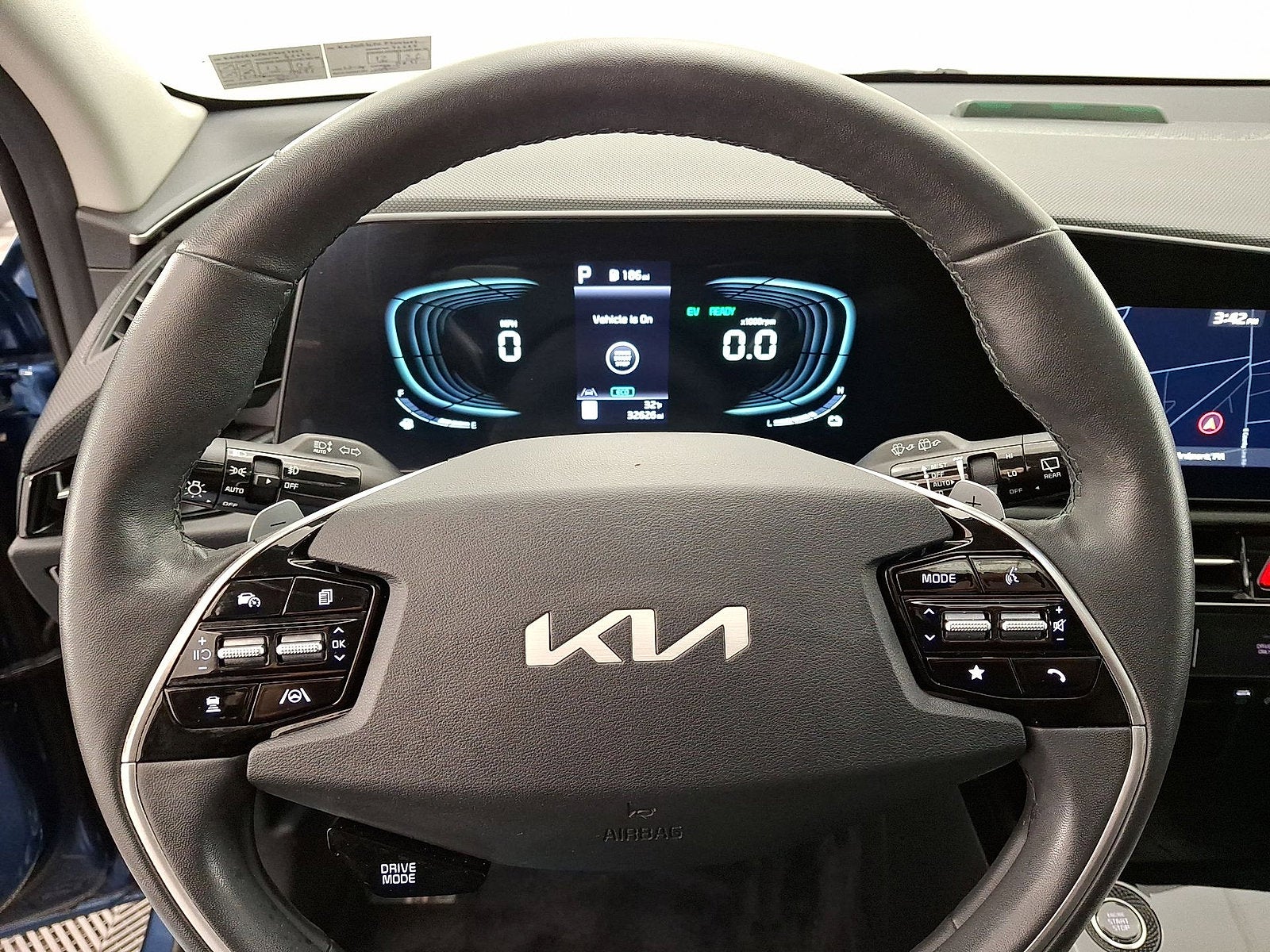2023 Kia Niro Plug-In Hybrid SX Touring