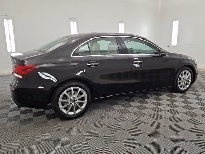 2021 Mercedes-Benz A 220 A 220