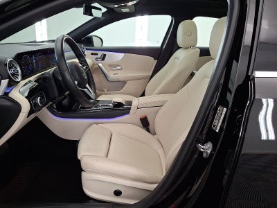 2021 Mercedes-Benz A 220 A 220