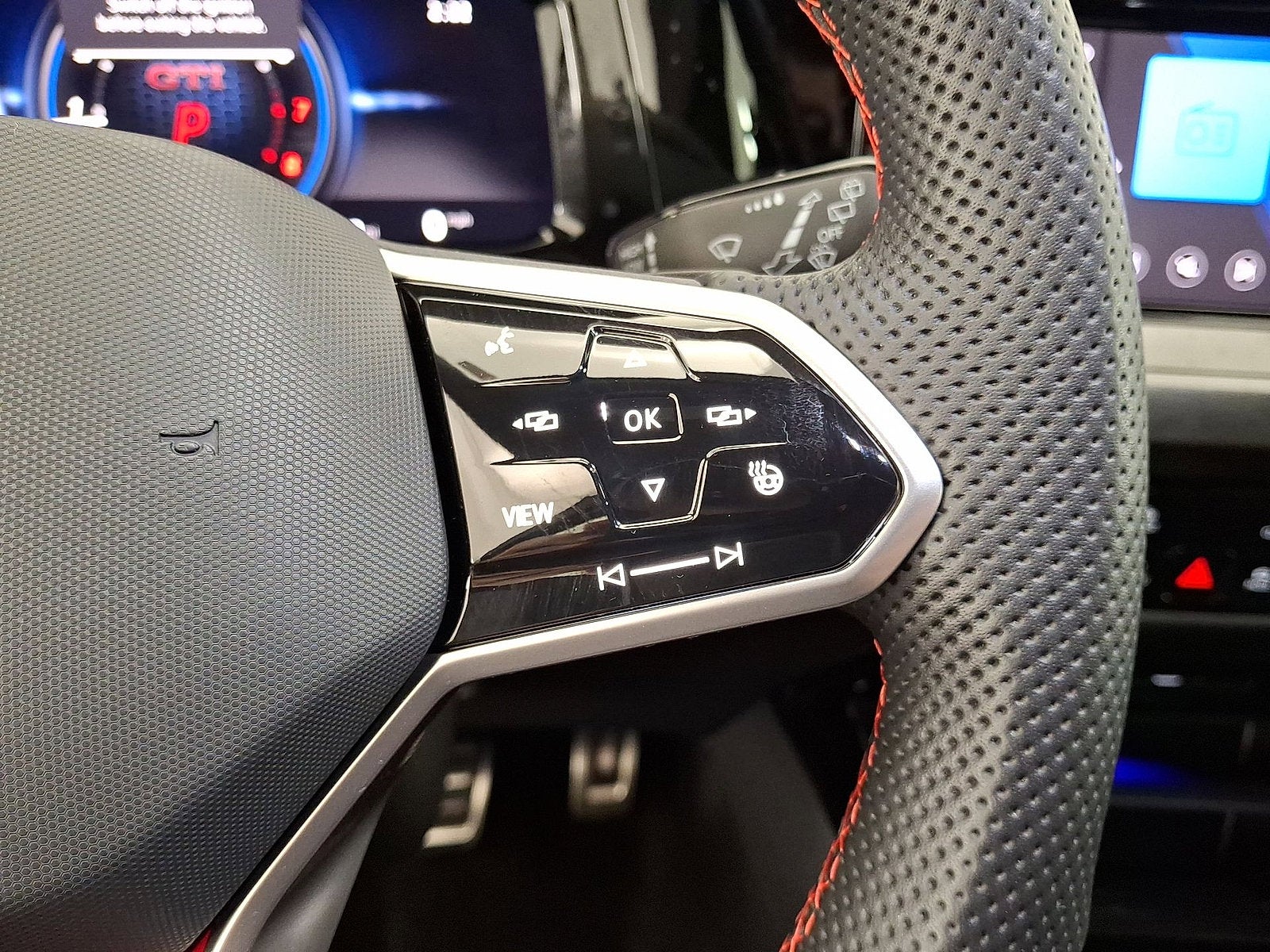 2023 Volkswagen Golf GTI S