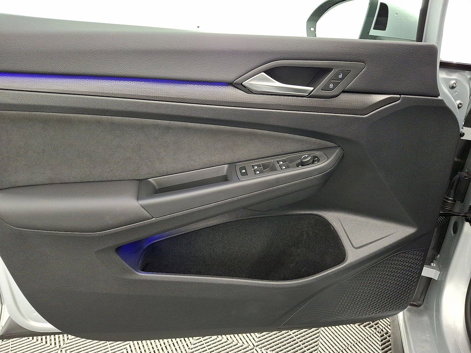 2023 Volkswagen Golf GTI S