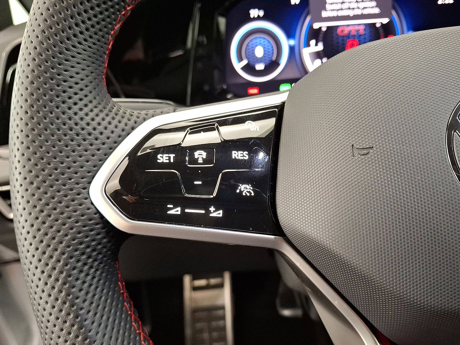2023 Volkswagen Golf GTI S
