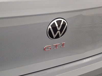 2024 Volkswagen Golf GTI SE
