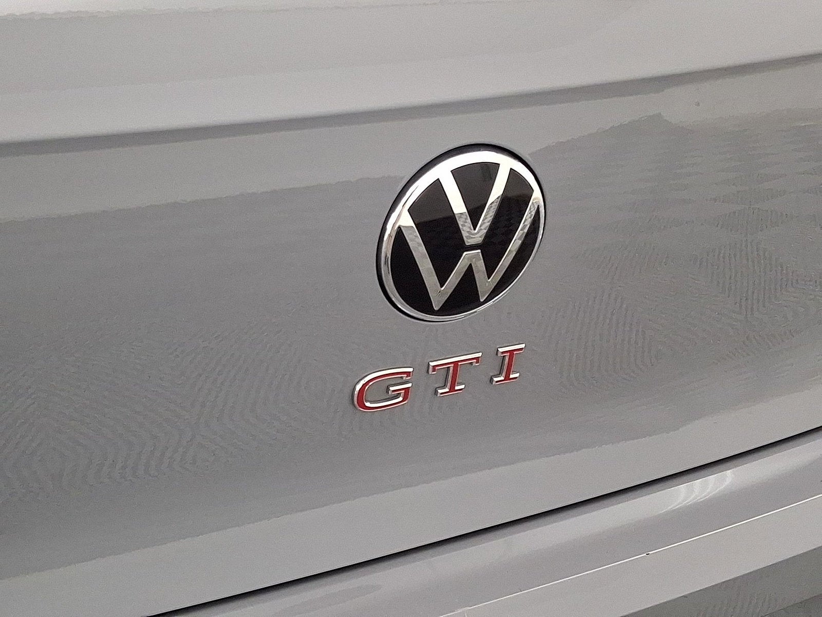 2024 Volkswagen Golf GTI SE