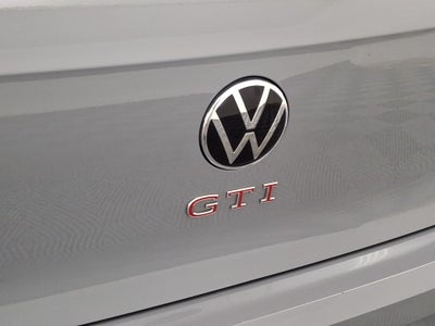 2024 Volkswagen Golf GTI SE