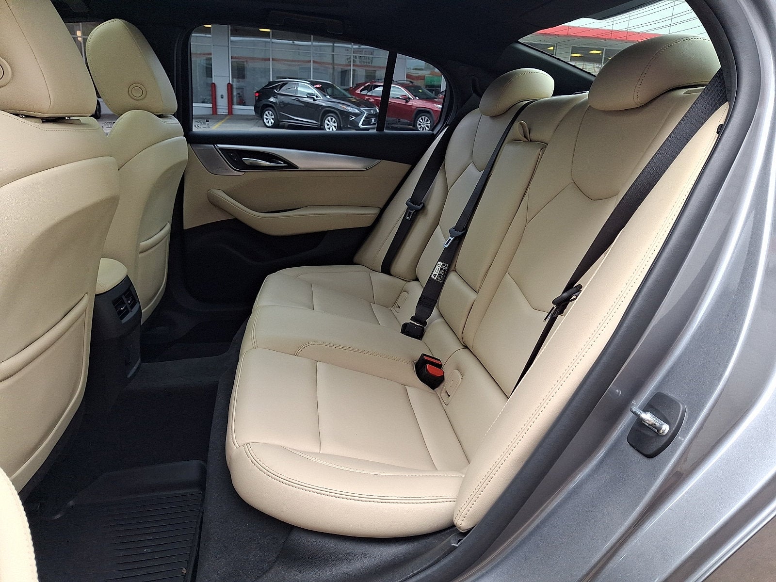 2022 Cadillac CT5 Luxury