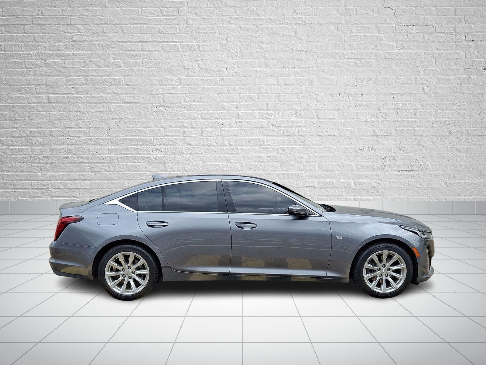 2022 Cadillac CT5 Luxury