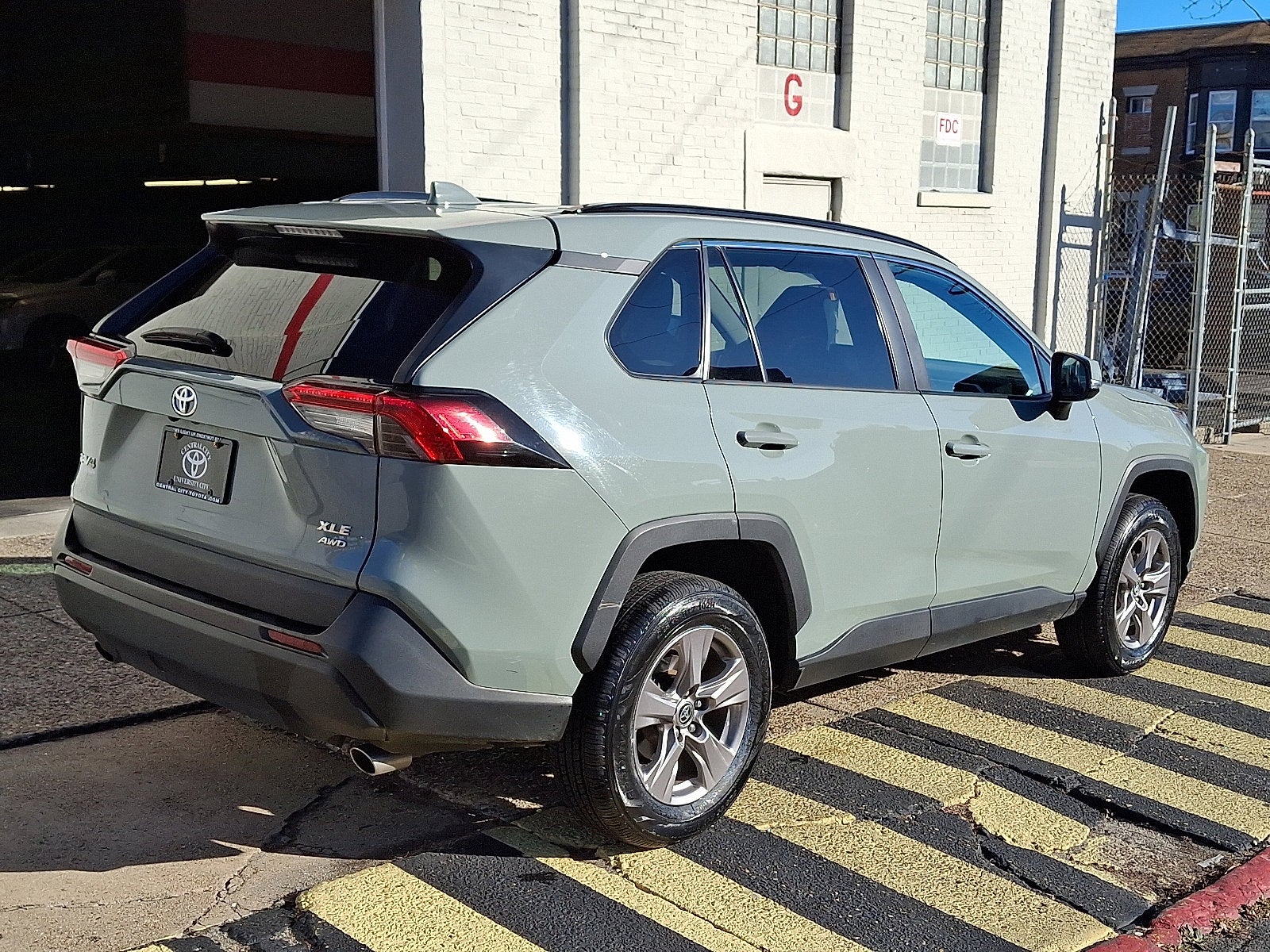 2023 Toyota RAV4 XLE