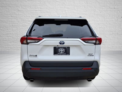 2022 Toyota RAV4 Hybrid XLE