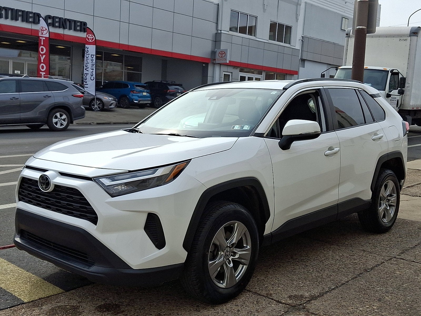 2024 Toyota RAV4 XLE
