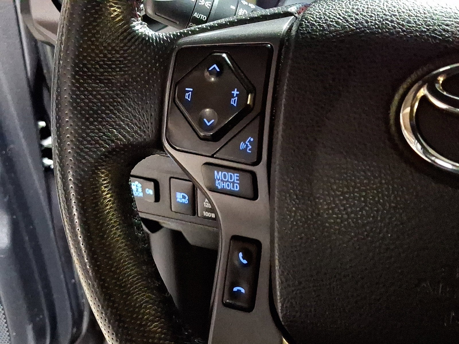 2022 Toyota Tacoma 4WD TRD Off Road