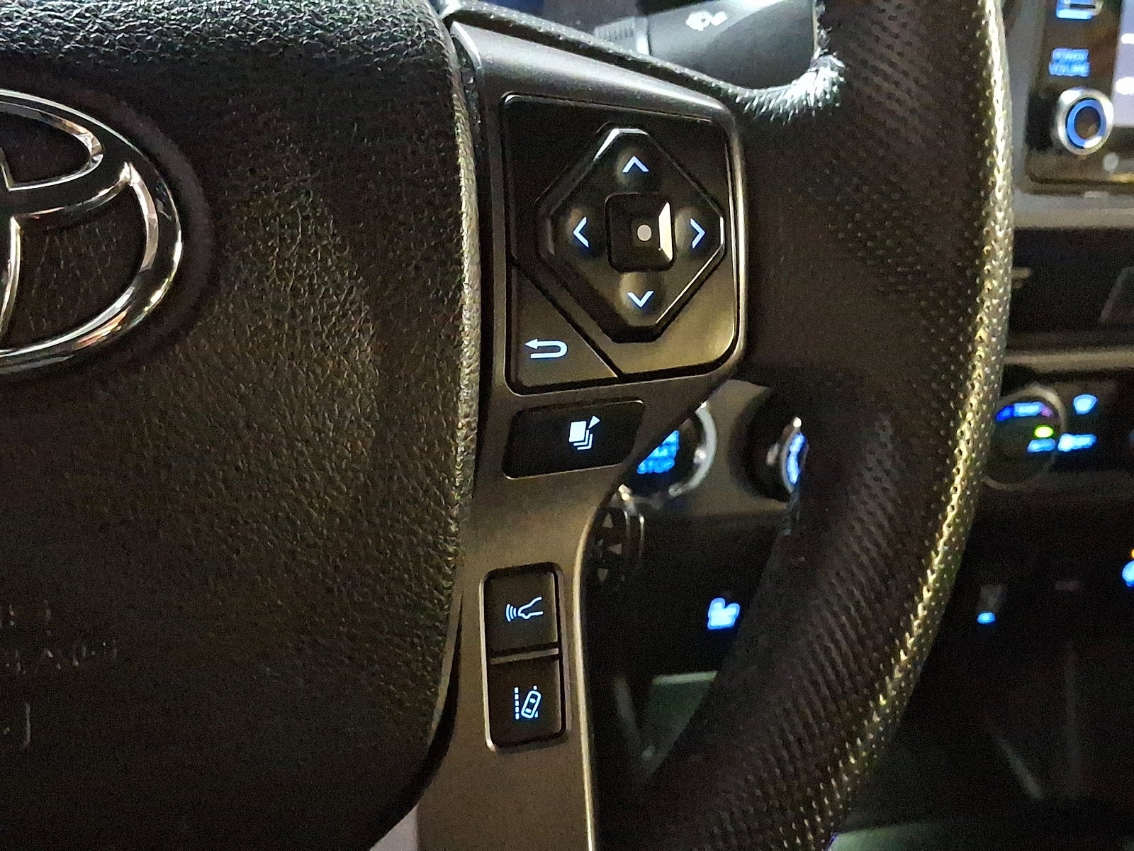 2022 Toyota Tacoma 4WD TRD Off Road