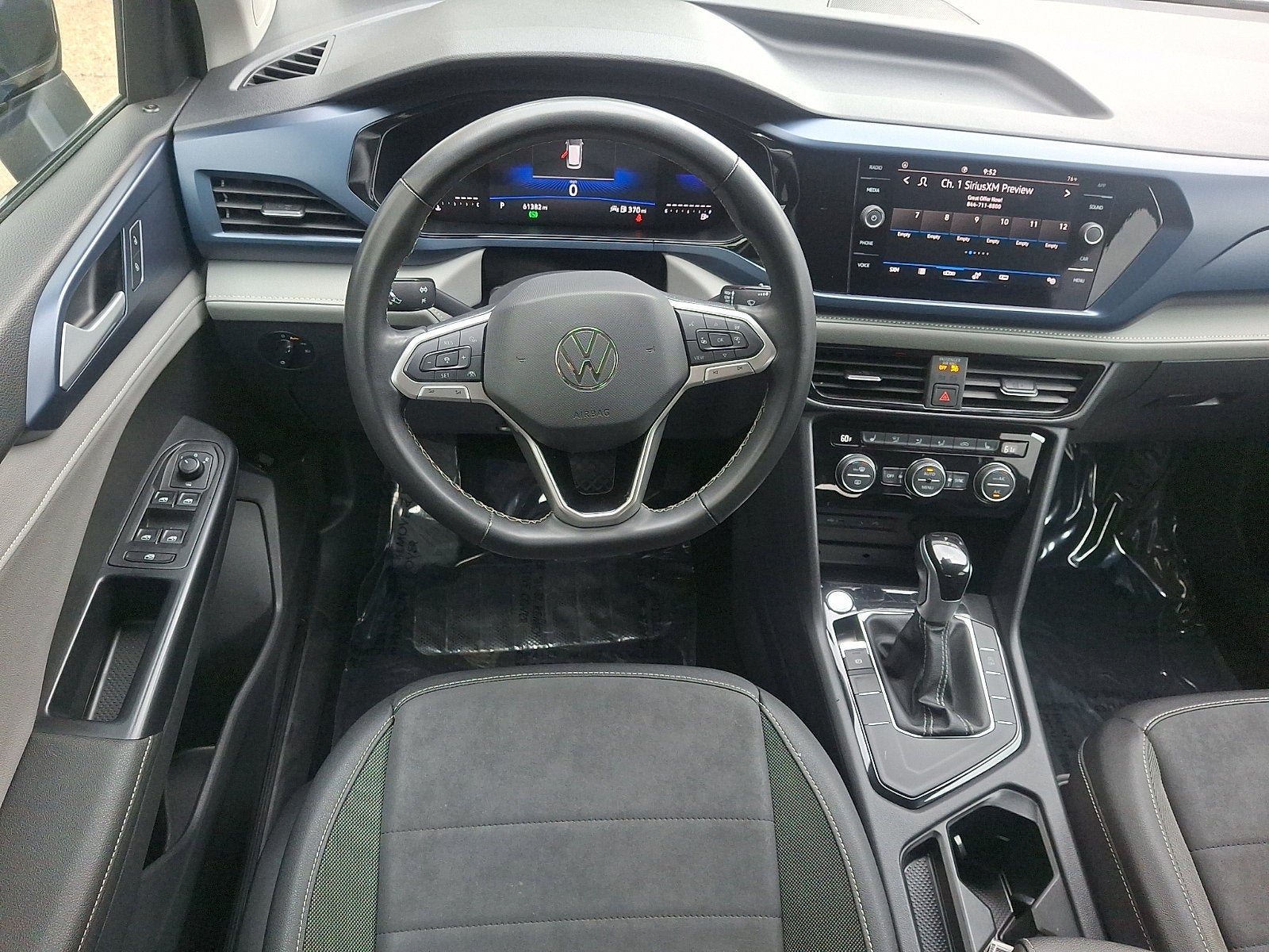 2024 Volkswagen Taos SE