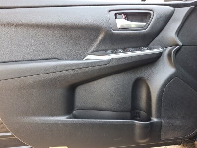 2016 Toyota Camry SE