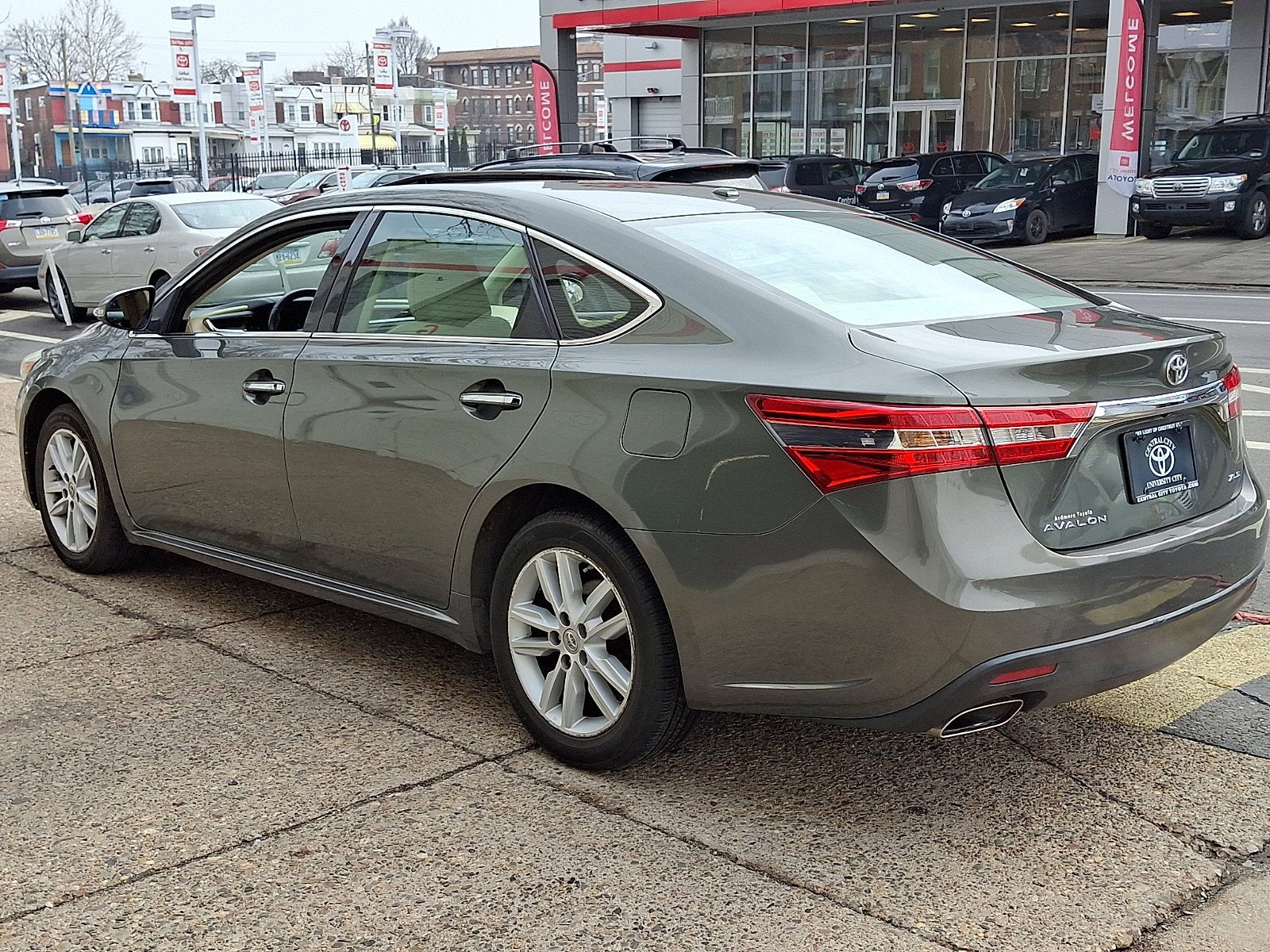 2014 Toyota Avalon XLE
