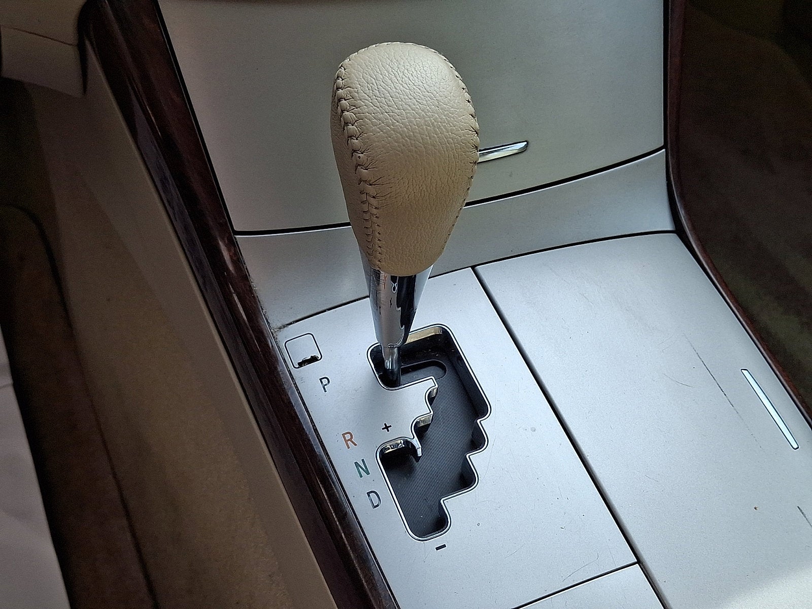 2009 Toyota Avalon XLS