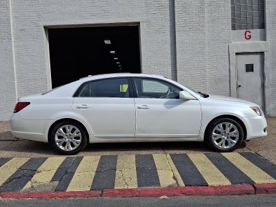 2009 Toyota Avalon XLS