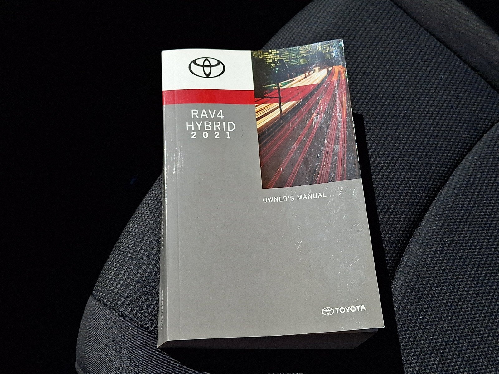 2021 Toyota RAV4 Hybrid LE