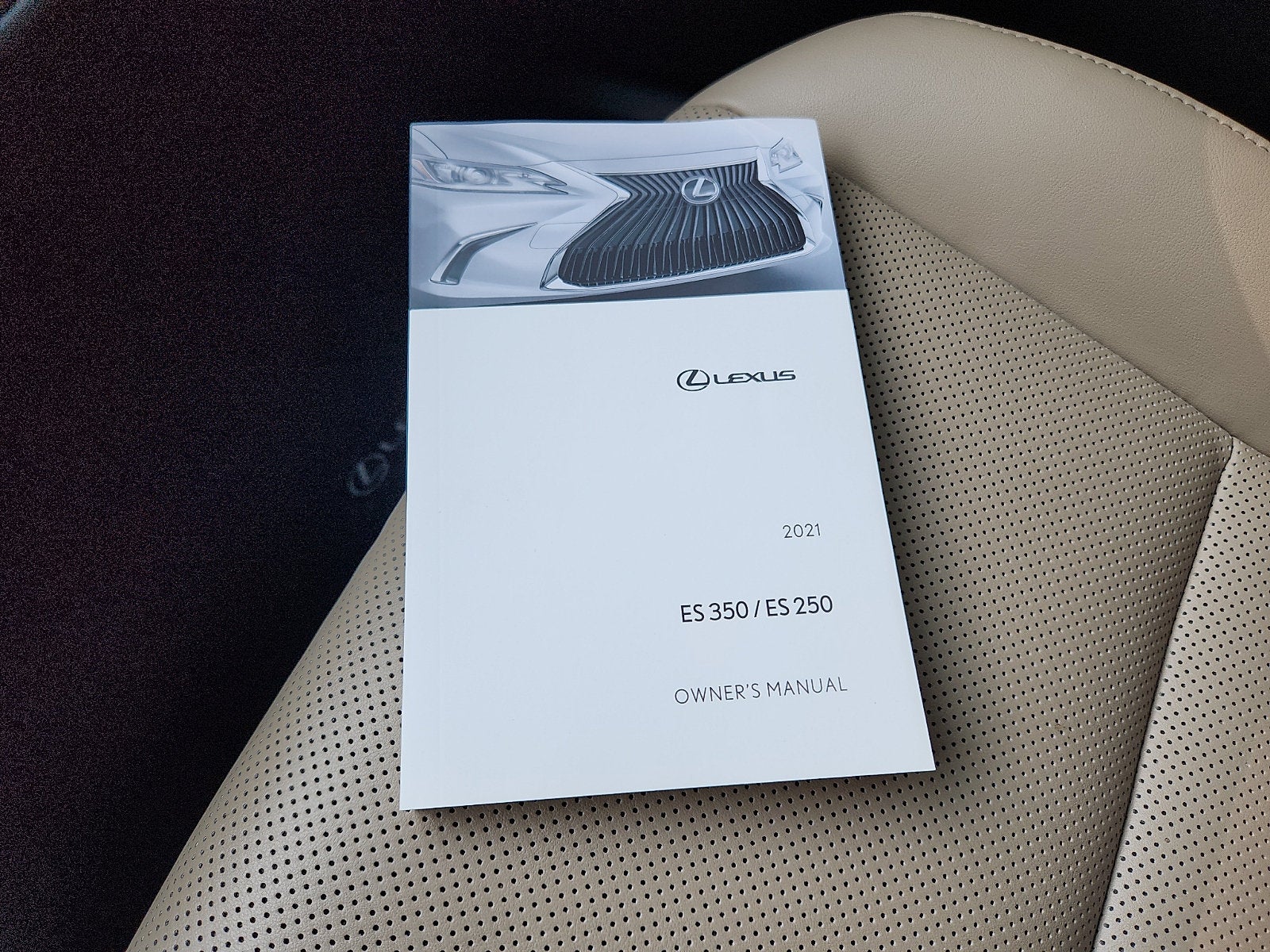 2021 Lexus ES ES 250