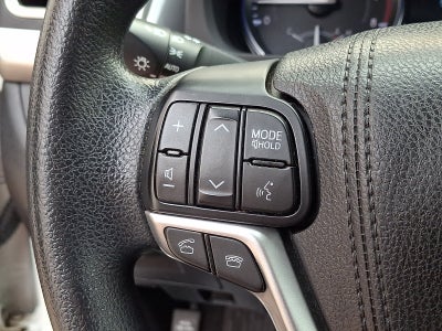 2016 Toyota Highlander LE