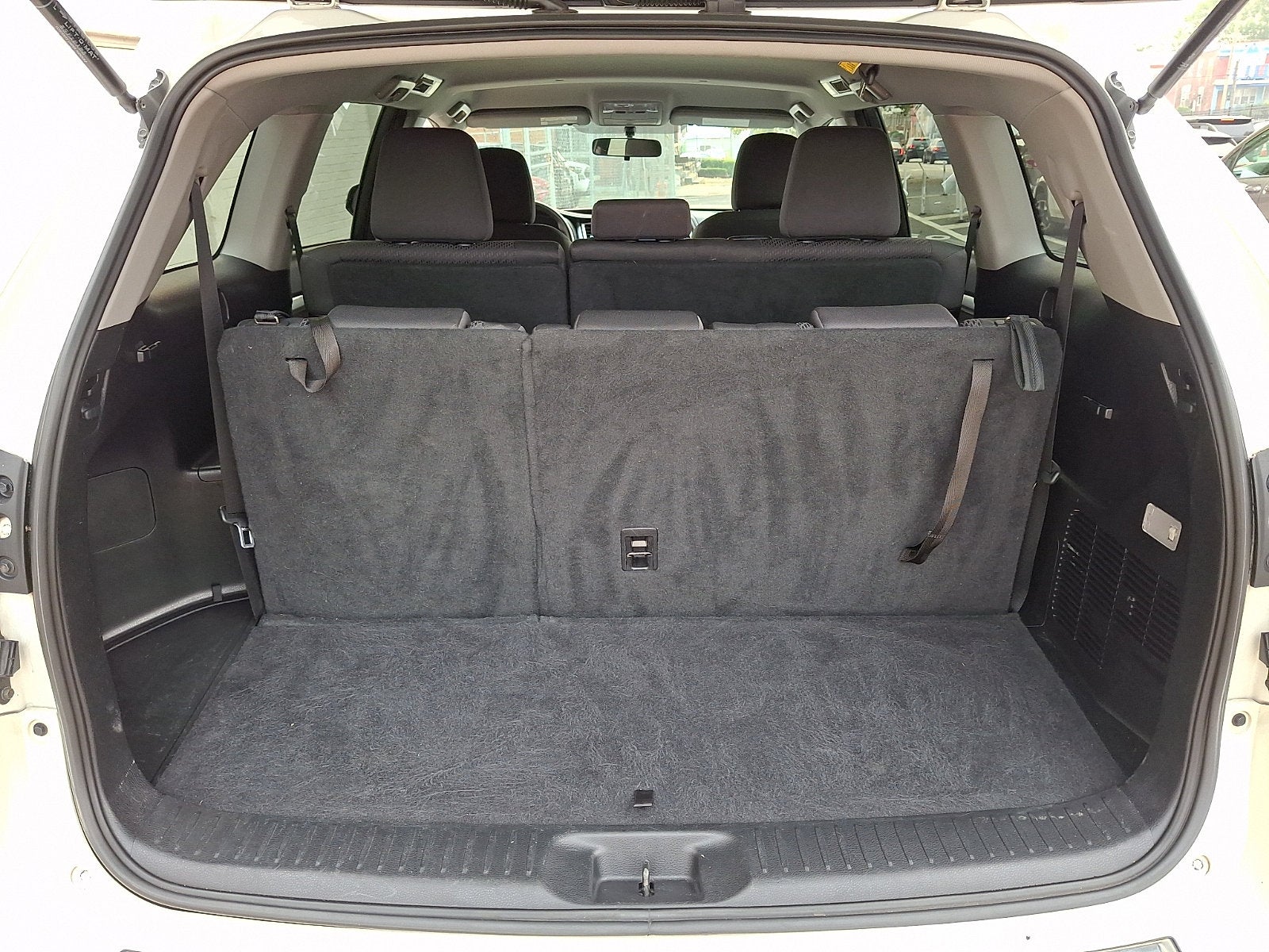 2016 Toyota Highlander LE