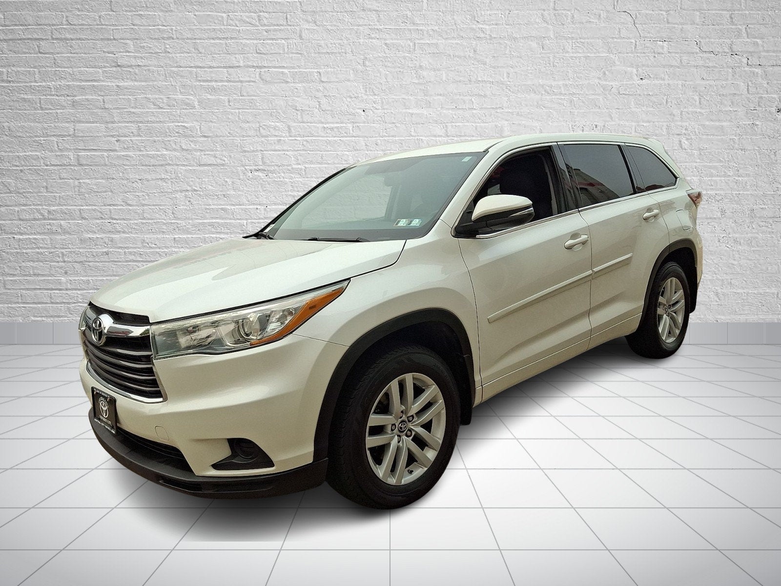 2016 Toyota Highlander LE