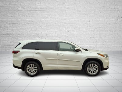 2016 Toyota Highlander LE