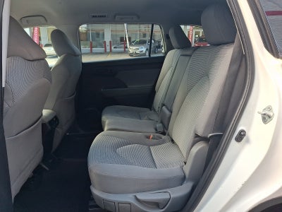 2022 Toyota Highlander L